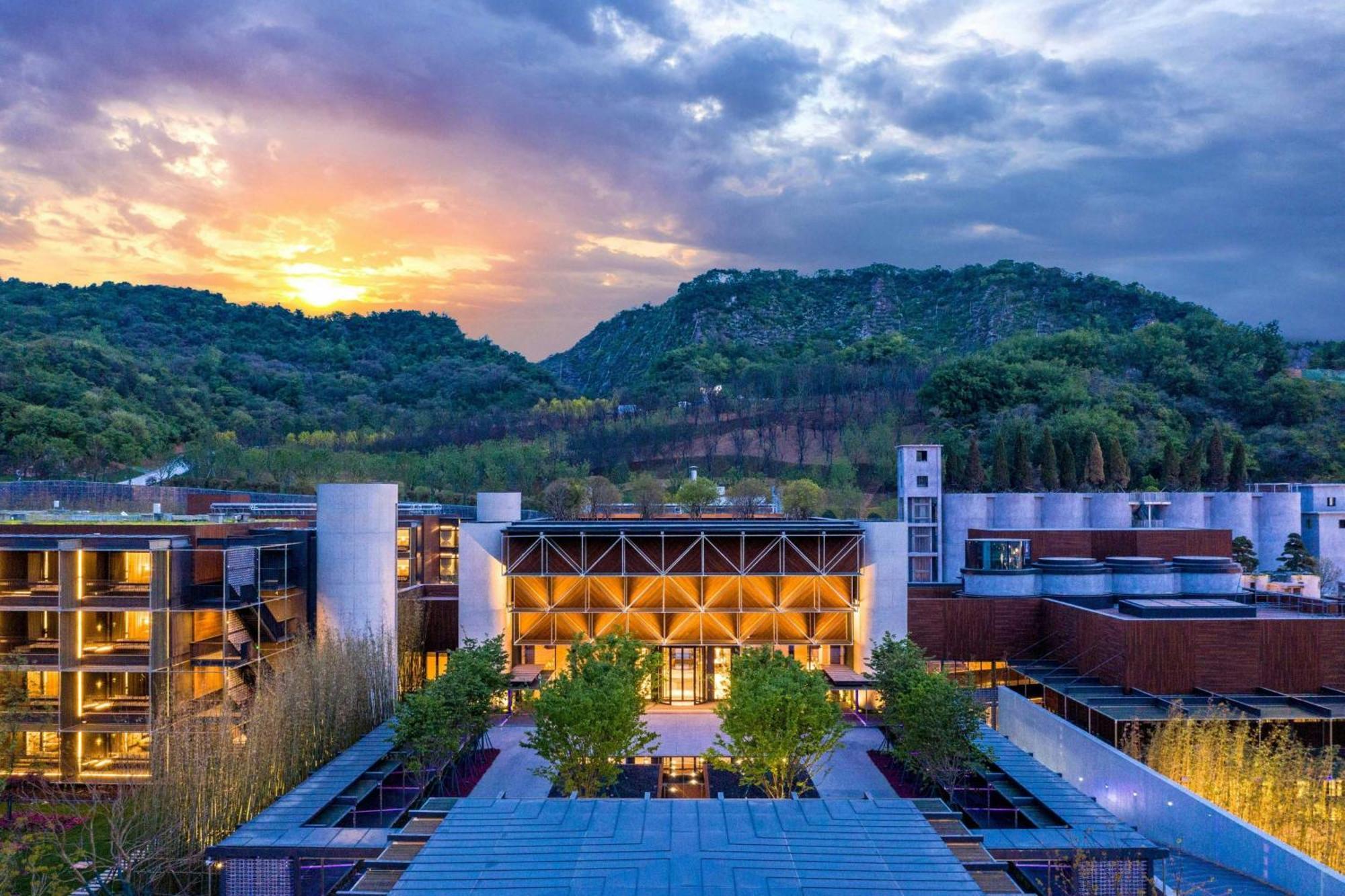 南京珺懋酒店，傲途格精选 南靖县 外观 照片